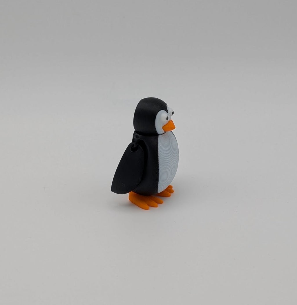 🐧✨ Penguin Paddock Pal ✨🐧